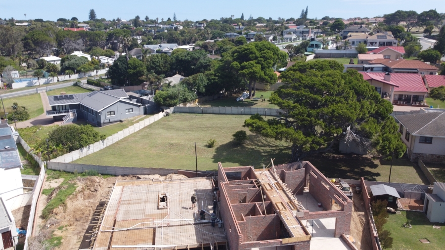 4 Bedroom Property for Sale in Mossel Bay Central Western Cape